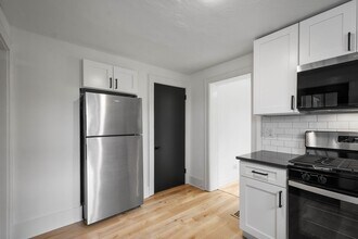 1111.5 McNeilly Ave in Pittsburgh, PA - Building Photo - Building Photo
