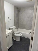 3343 W Crystal St in Chicago, IL - Building Photo - Building Photo