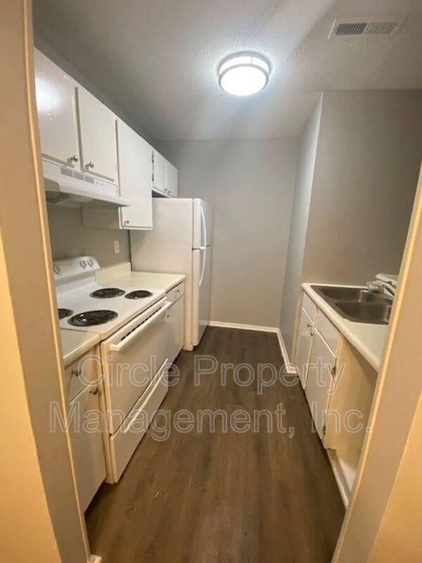 4025 Hunters Ridge Dr SW in Huntsville, AL - Building Photo - Building Photo