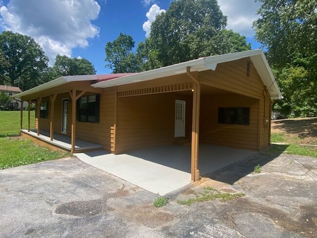 3660 49th St in Cleveland, TN - Building Photo - Building Photo