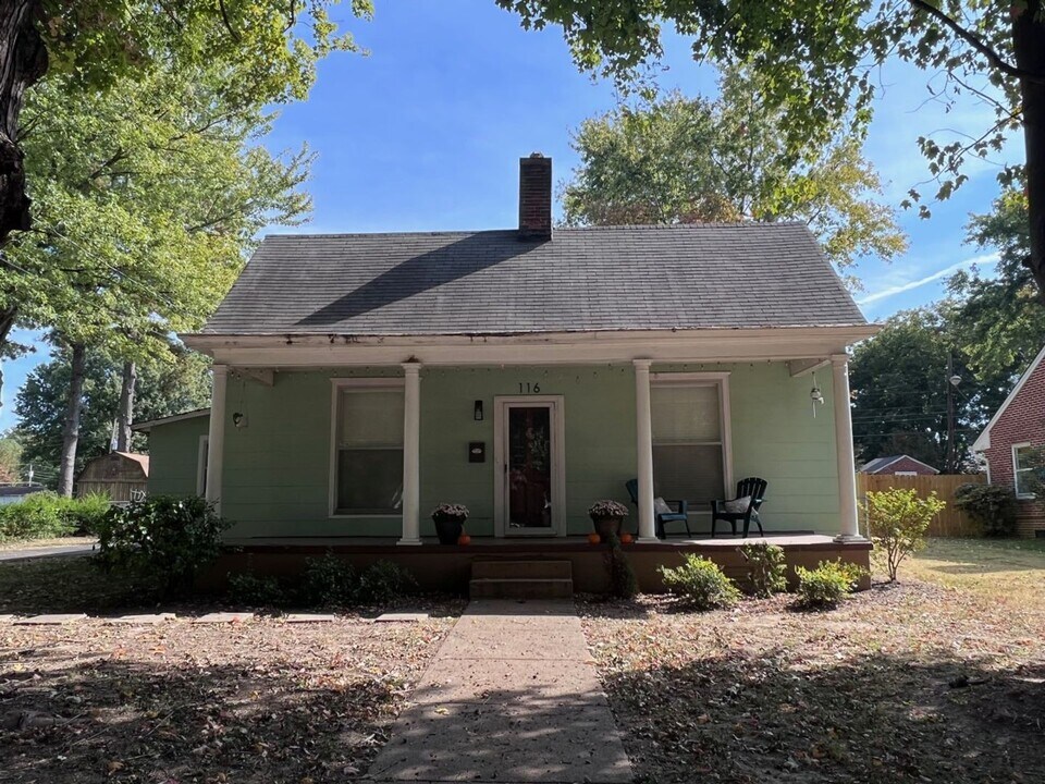 116 Todd St in Martin, TN - Building Photo