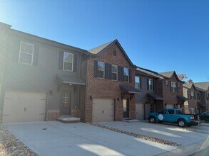 2821 Yorkshire Moors Wy in Knoxville, TN - Building Photo - Building Photo