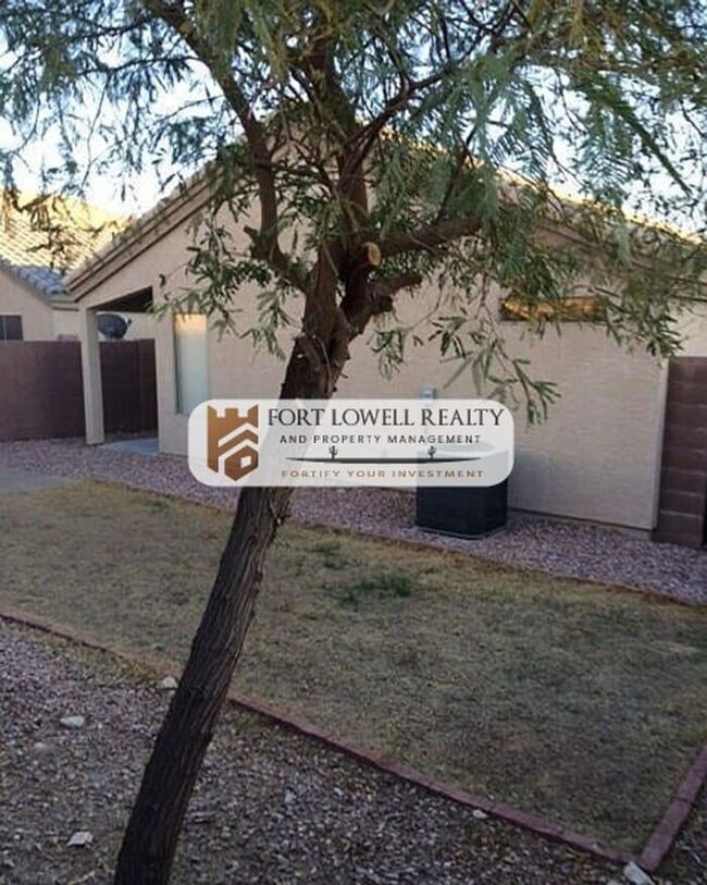 property at 23952 W Desert Bloom St