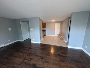 7829 Rutherford Ave in Burbank, IL - Building Photo - Building Photo