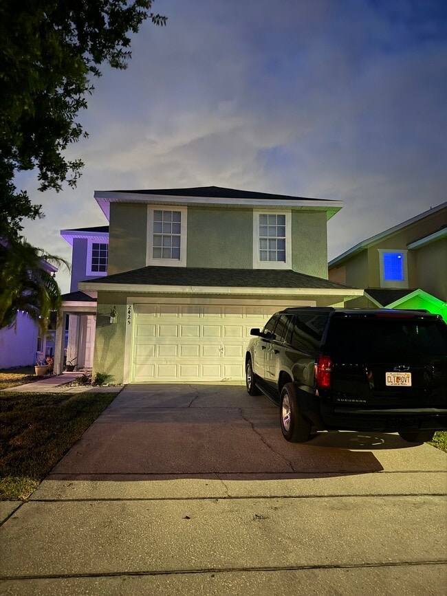 property at 2425 Ashecroft Dr