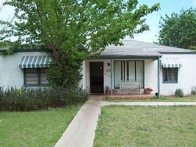 property at 514 W 9th St