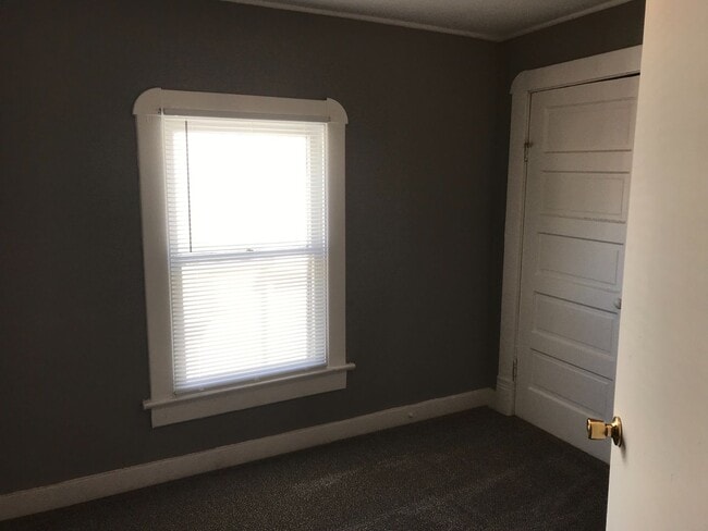 property at 1133 N Olney St