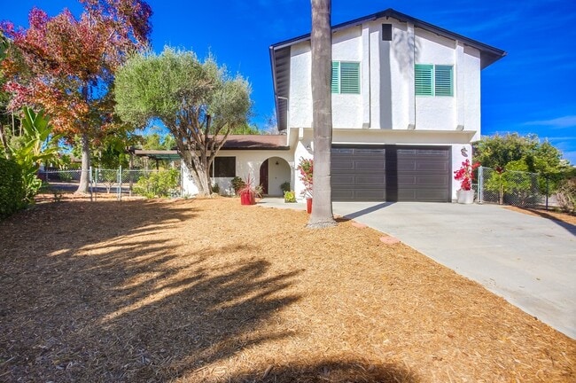 543 Edna Way in Vista, CA - Building Photo - Building Photo