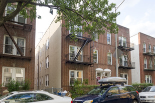 24-54 27th St Apartments