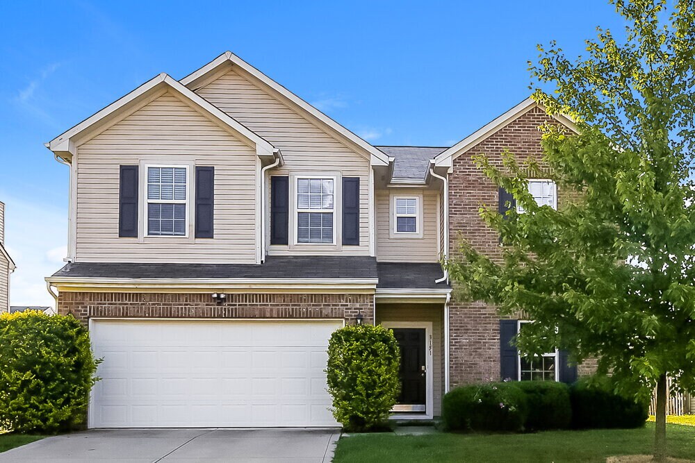 3151 Limber Pine Dr in Whiteland, IN - Building Photo