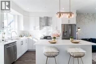 430 Duncan St in New Westminster, BC - Building Photo