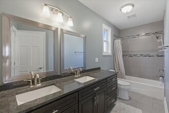 1828 W Berenice Ave in Chicago, IL - Building Photo - Building Photo