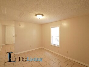 1005 Pine Ave in Sanford, FL - Building Photo - Building Photo