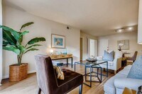 The Creole on Yorktown photo'