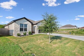 2120 Blackhawk Lp in Belton, TX - Building Photo - Building Photo