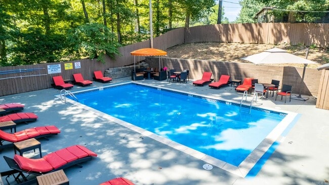 1309 Country Oaks Dr in Benton, AR - Building Photo - Building Photo