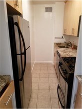 159 W 53rd St-Unit -#D17 in New York, NY - Building Photo - Building Photo