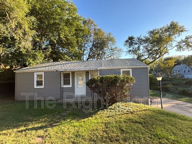 property at 6109 Bedford Ave