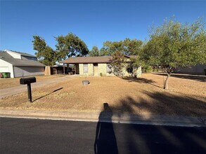 2103 Dixie Ln in Round Rock, TX - Building Photo - Building Photo