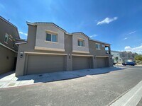 4495 Violet Flowers St