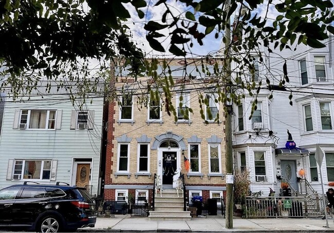 property at 21 Hancock Ave