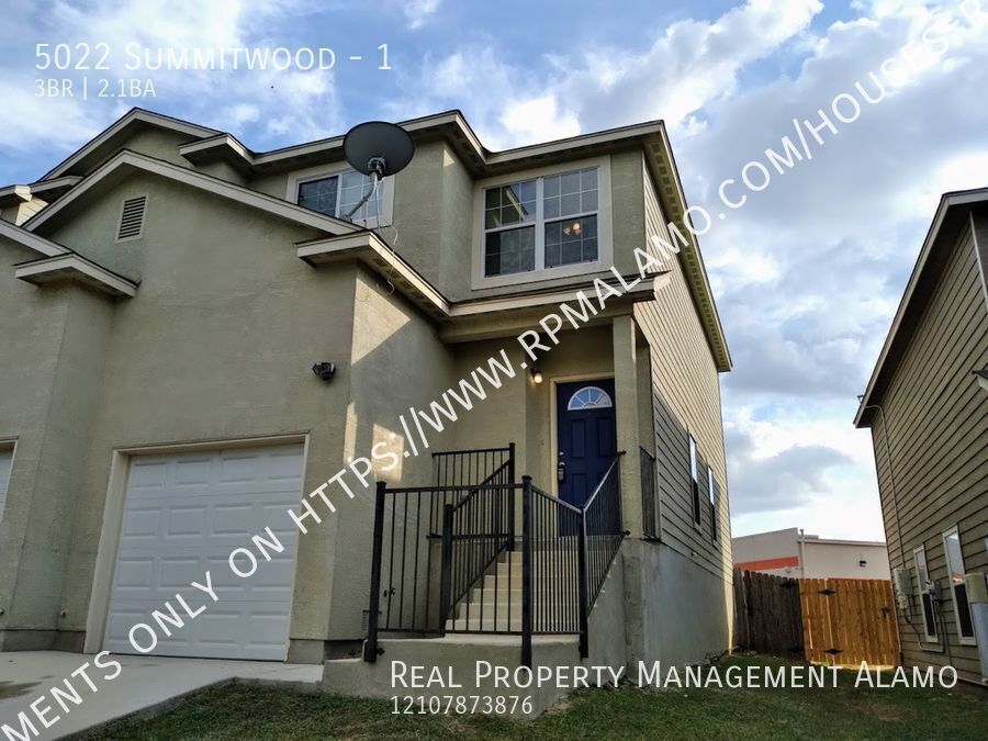 5022 Summit Wood in San Antonio, TX - Building Photo