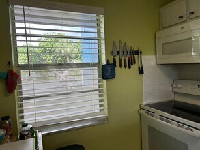 7797 Golf Cir Dr in Margate, FL - Building Photo - Building Photo