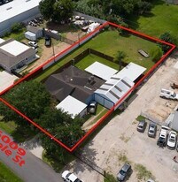 6009 Maple St in Houston, TX - Building Photo