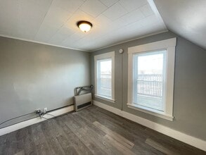 29 Pennacook St in Manchester, NH - Building Photo - Building Photo