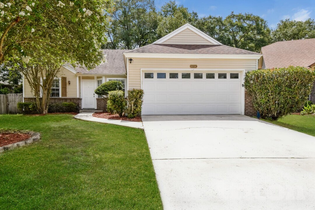 3373 Millcrest Pl in Jacksonville, FL - Building Photo