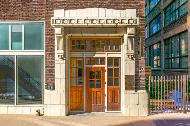 10th Street Lofts in Des Moines, IA - Foto de edificio - Building Photo