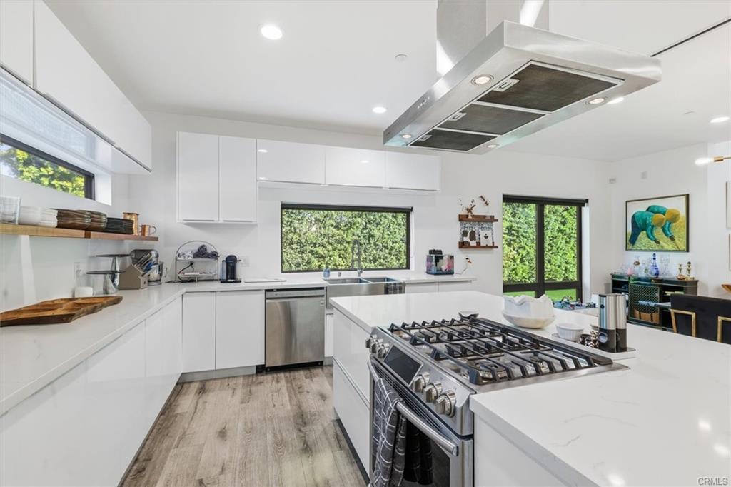 5487 Blanco Way in Culver City, CA - Building Photo