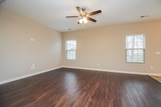 4249 Sandstone Dr in Nashville, TN - Building Photo - Building Photo