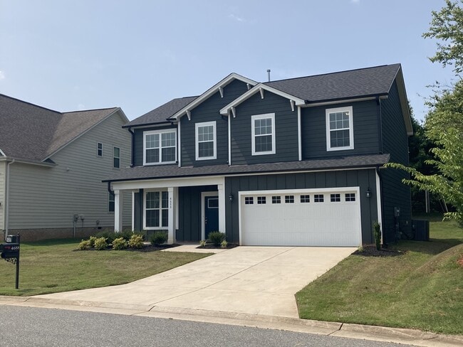 4688 Fairway Run Dr in Winston-Salem, NC - Building Photo - Building Photo