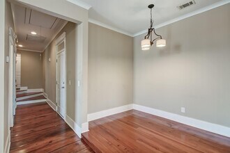 109 E Oglethorpe Ave in Savannah, GA - Building Photo - Building Photo