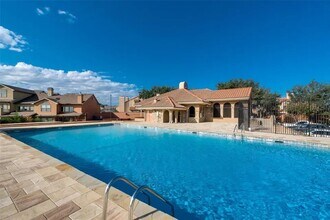 4306 Madera Rd, Unit Townhome in Irving, TX - Building Photo - Building Photo