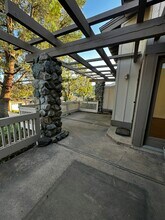 8555 Circle R Course Ln in Escondido, CA - Building Photo - Building Photo