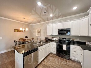 3001 N Conway Dr in Siloam Springs, AR - Building Photo - Building Photo