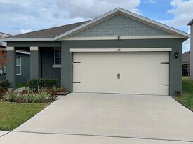 842 Gunnison Dr in Orange City, FL - Building Photo