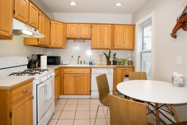 1 Torpie St, Unit 2T in Boston, MA - Building Photo - Building Photo