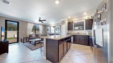 154 SE 23rd Terrace in Homestead, FL - Building Photo - Building Photo