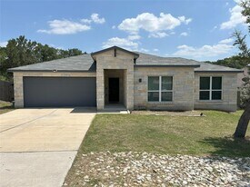 21713 Ticonderoga Ave in Lago Vista, TX - Building Photo