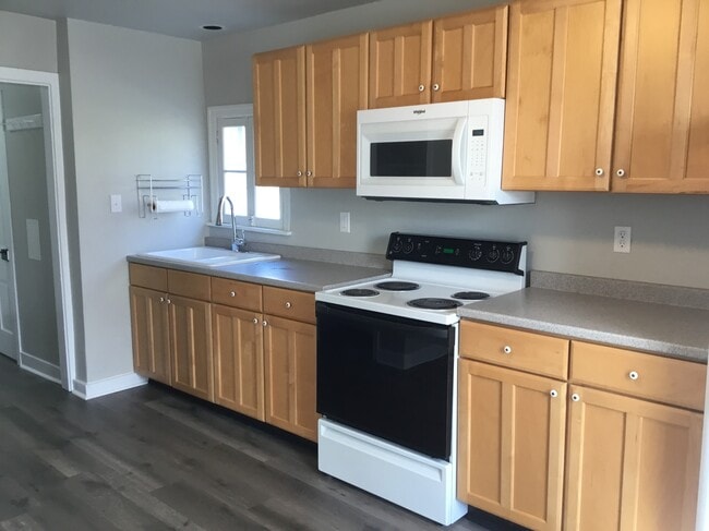 6 S Ridge Rd, Unit C