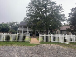 3321 Drummond St, Unit A in Vicksburg, MS - Building Photo - Building Photo
