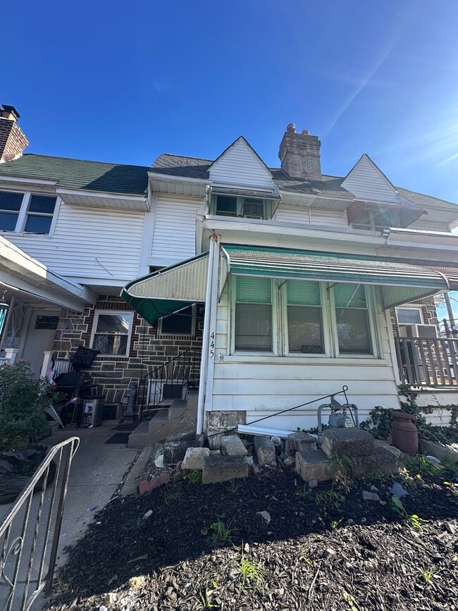 property at 445 Millbank Rd