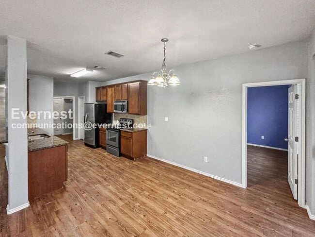 188 Oxford Dr in Kyle, TX - Building Photo - Building Photo