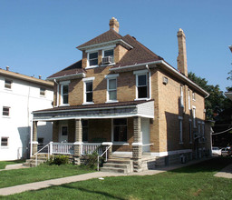 126-128 Chittenden Ave in Columbus, OH - Building Photo - Building Photo