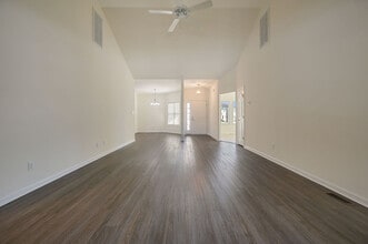 15 Little Birch Dr in Milford, DE - Building Photo - Building Photo