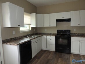 104 Blue Heron Way in Hazel Green, AL - Building Photo - Building Photo