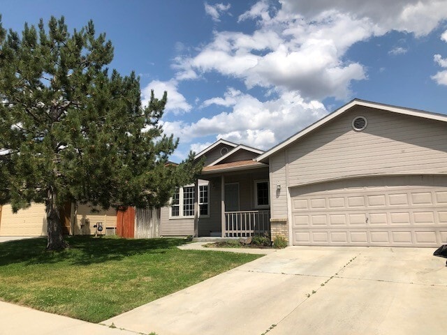 property at 5754 Orchid Wy S